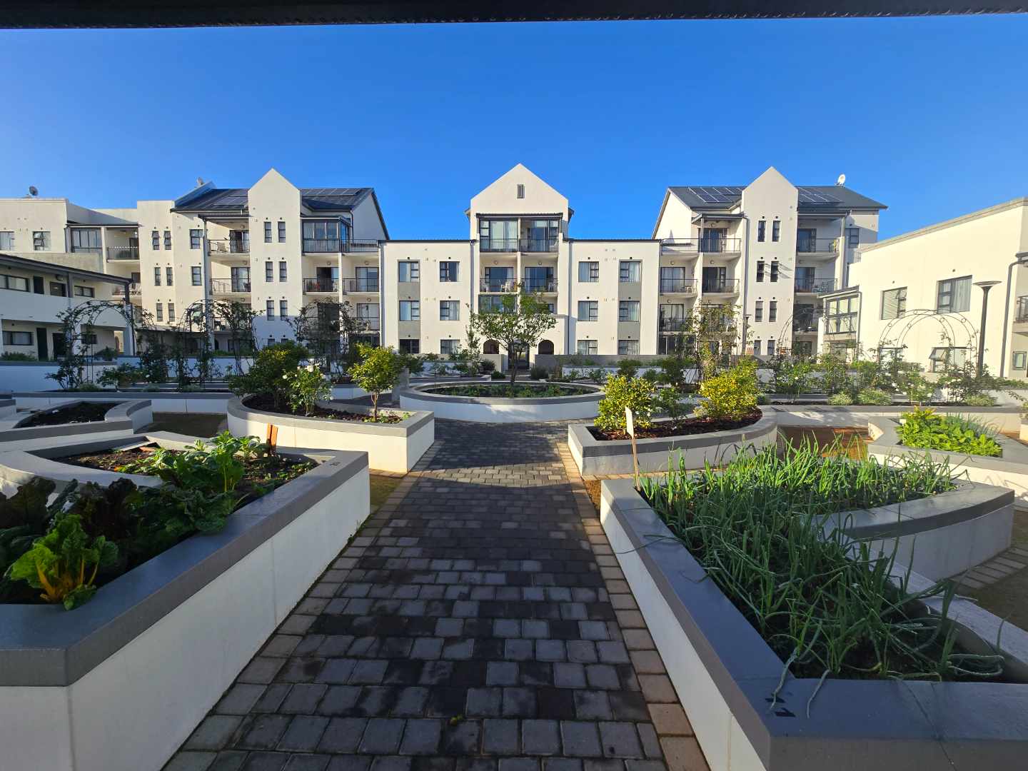 2 Bedroom Property for Sale in Buhrein Western Cape